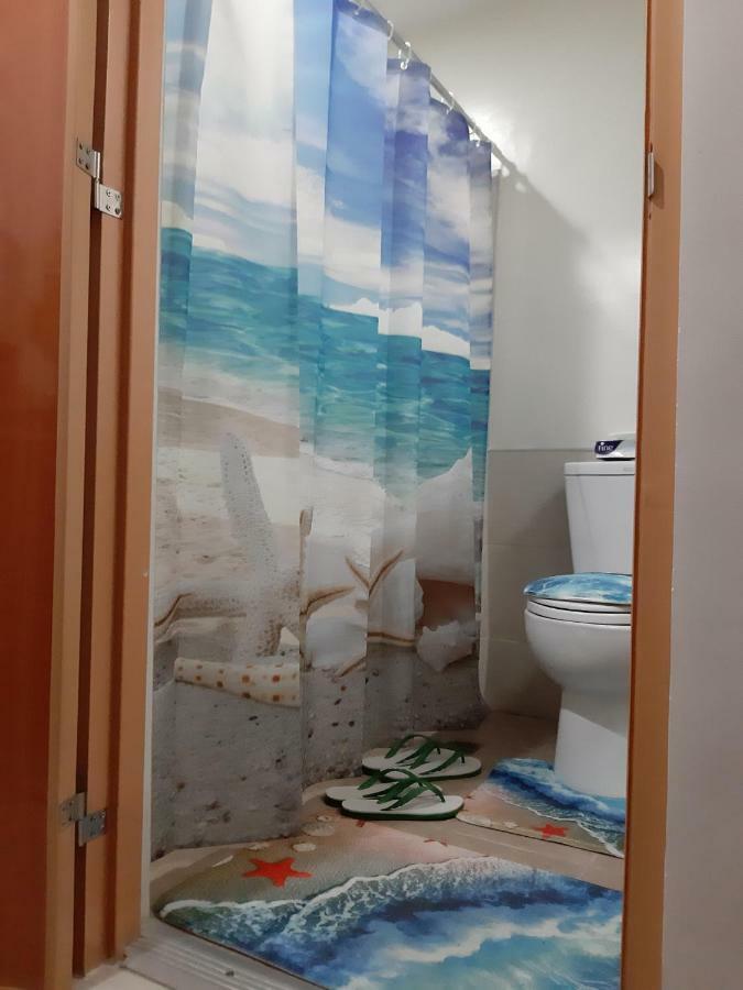 A Cozy Fully Furnished Private Room In Condominium Unit. 宿务 外观 照片